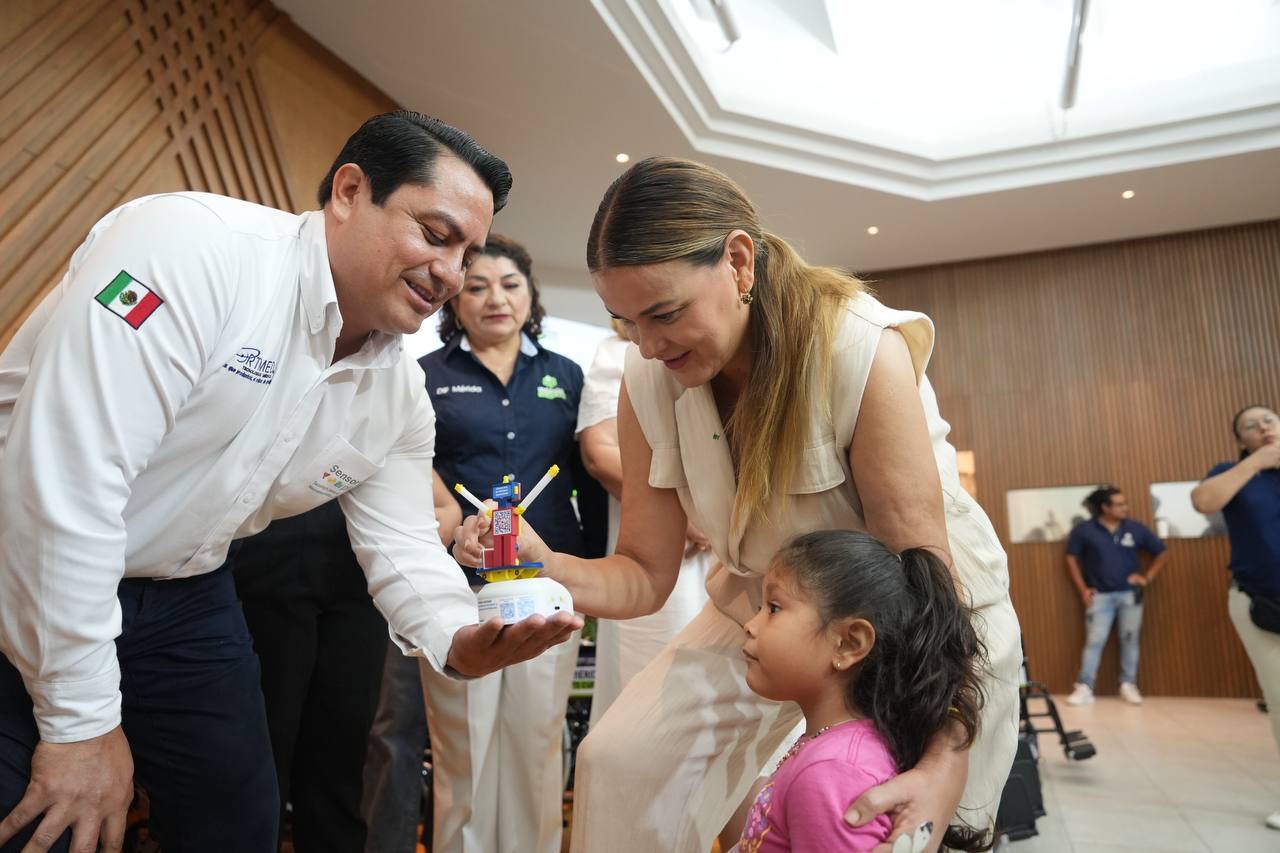 MÉRIDA RECIBE SILLAS DE RUEDAS