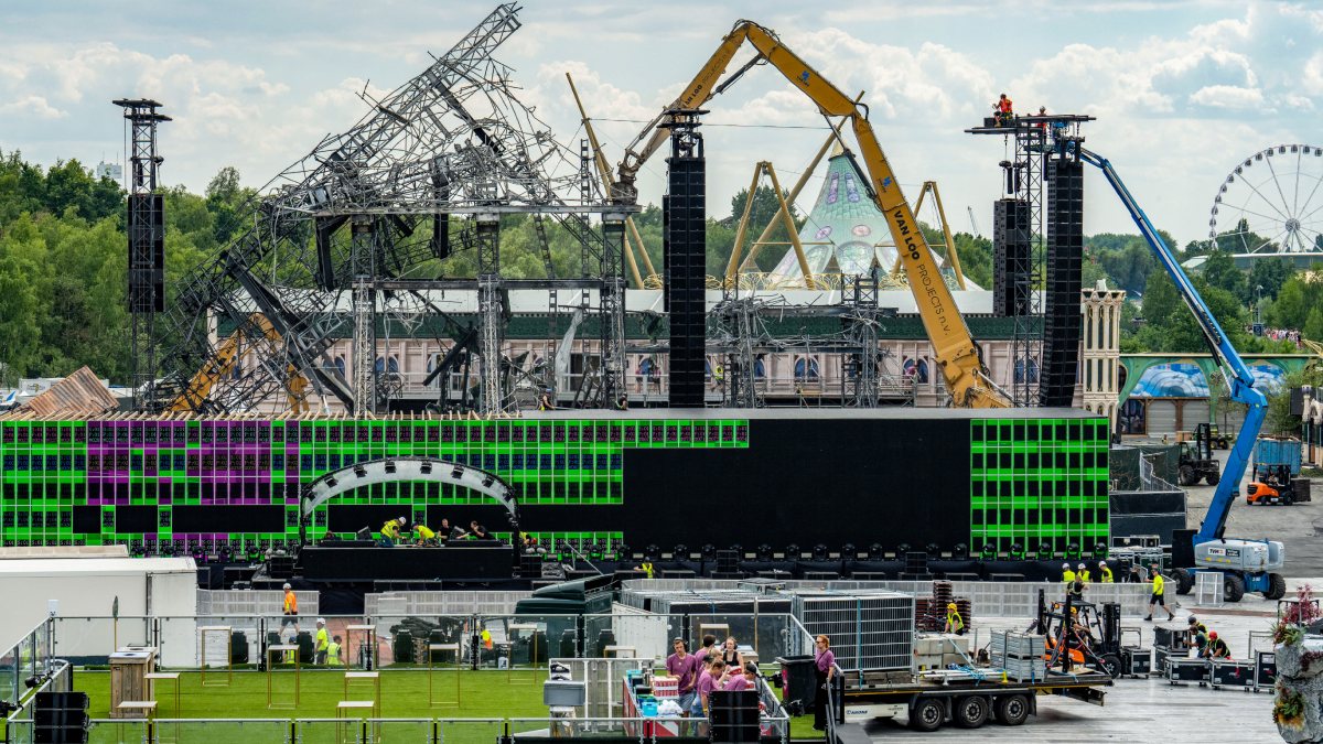 ¡Rifados! Metallica salvó Tomorrowland 2025 al prestar su escenario