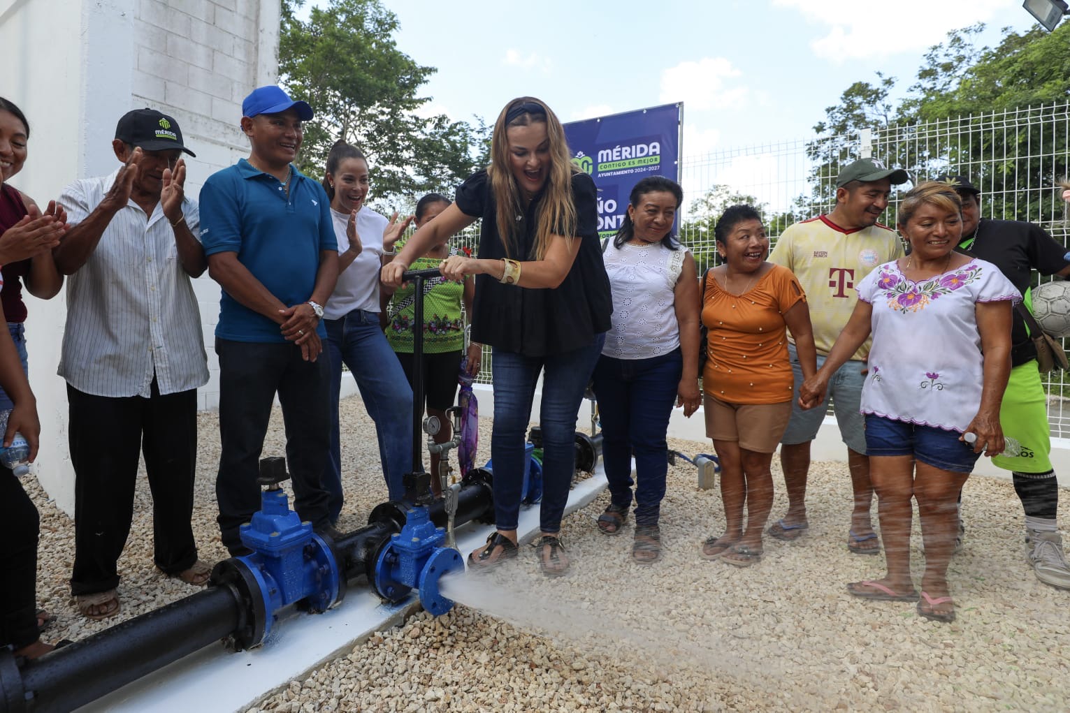 NUEVA INFRAESTRUCTURA Y ESPACIOS PÚBLICOS A COMISARÍAS DE MÉRIDA