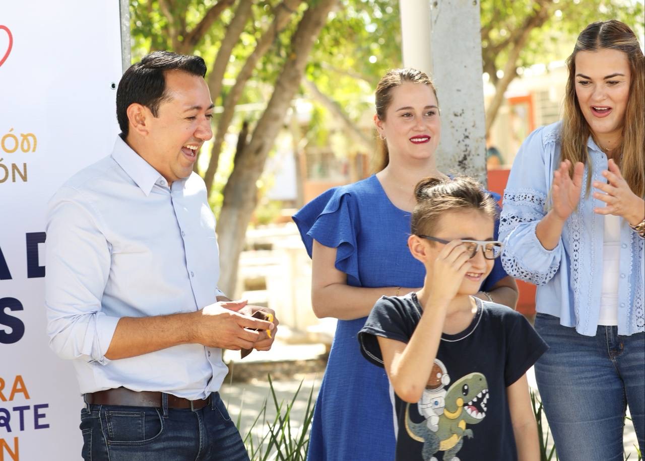 LENTES GRATIS A MENORES DE MÉRIDA