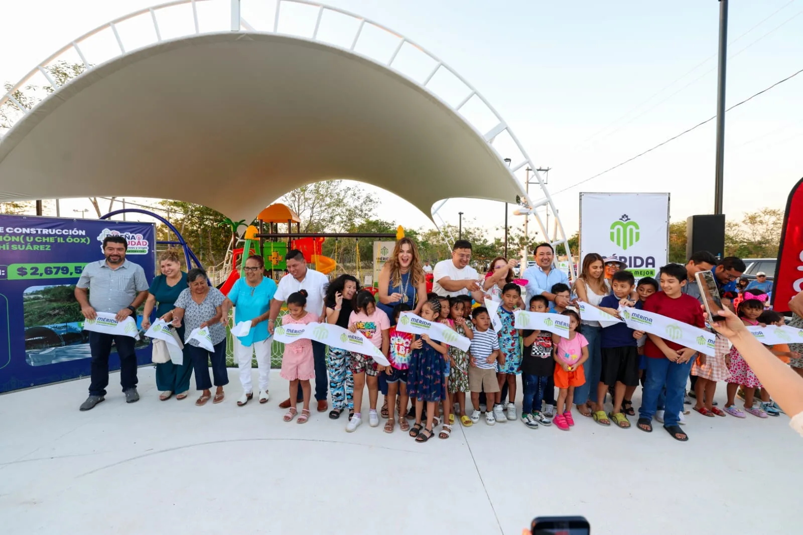 INAUGURAN PARQUE EN COMISARÍA DE CHICHÍ SUÁREZ