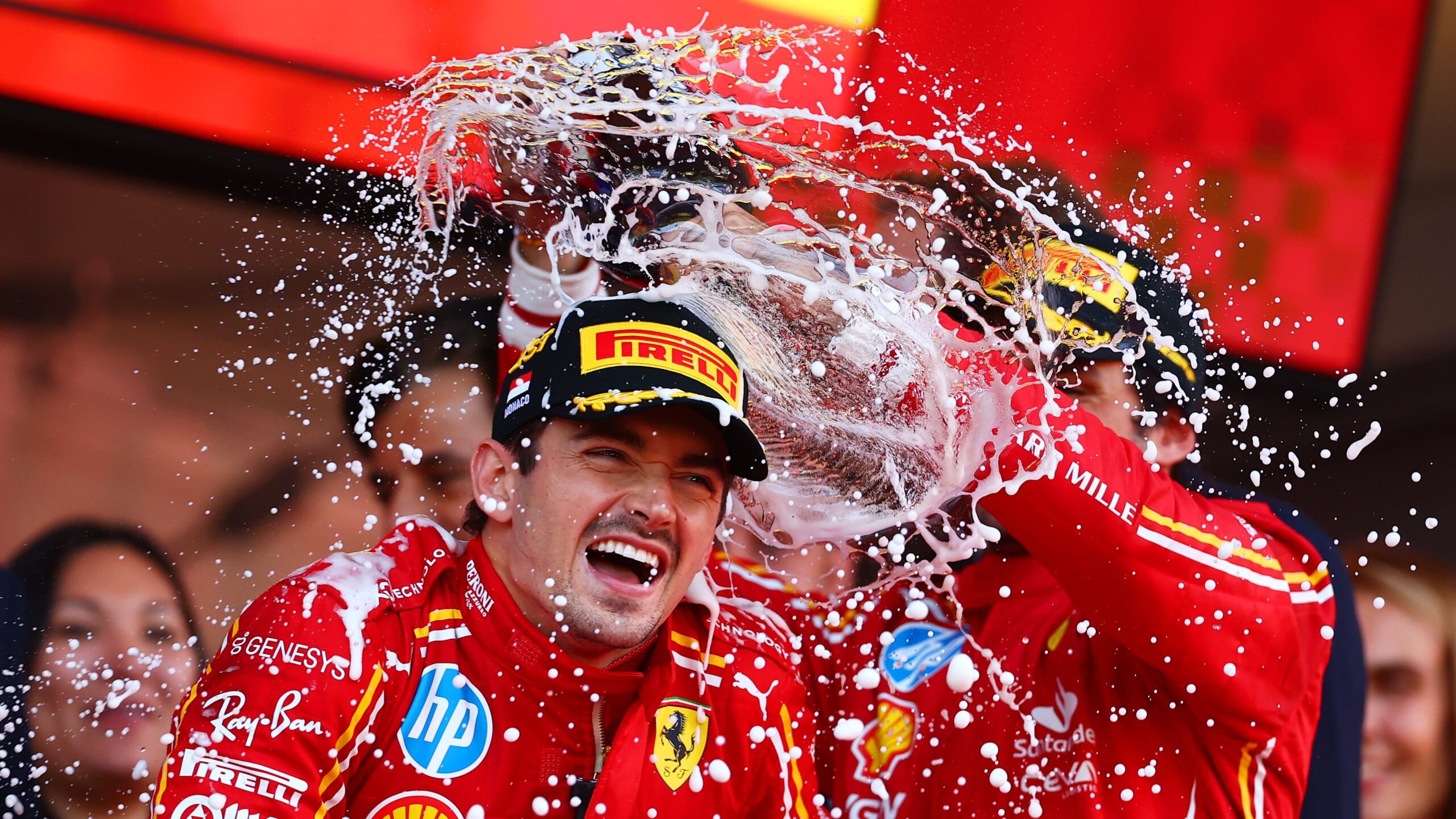 Charles Leclerc renueva contrato multianual con Ferrari ¿Y Hamilton?
